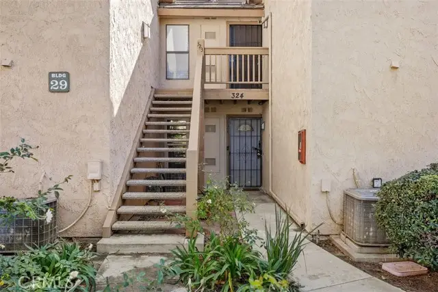 324 Tangelo  #325, Irvine, CA 92618 - Image #2