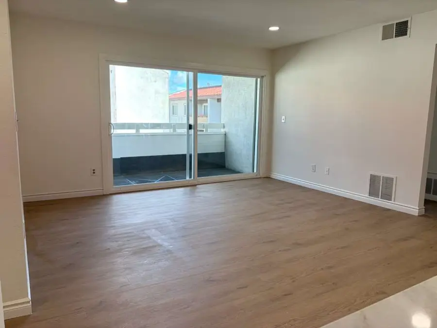 2511 Sunflower  #F11, Santa Ana, CA 92704 - Image #2