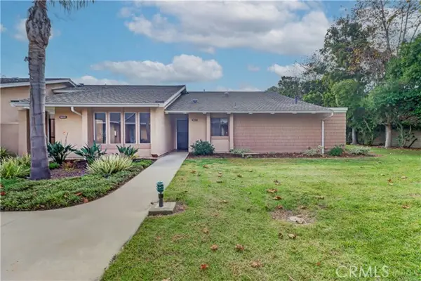 8566 Sierra  #911-D, Huntington Beach, CA 92646