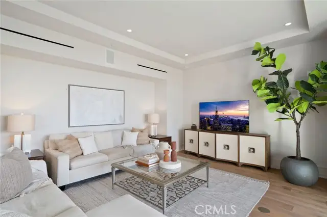 1535 Santa Barbara, Newport Beach, CA 92660 - Image #2