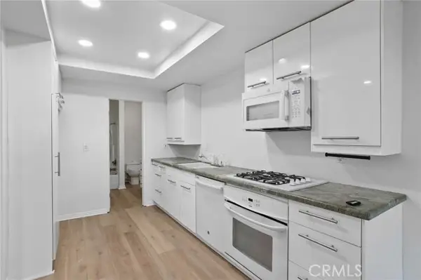 19132 Shoreline  #2, Huntington Beach, CA 92648