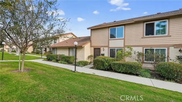 461 Alton  #C, Santa Ana, CA 92707 - Image #2