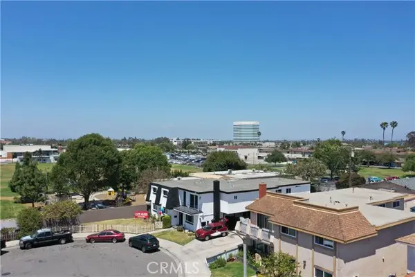 17372 Dairyview, Huntington Beach, CA 92647