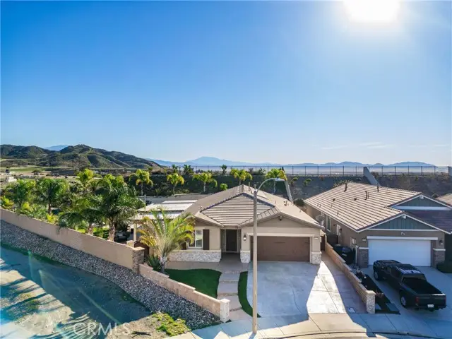 18325 Lapis, San Bernardino, CA 92407 - Image #2