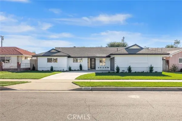 2206 Athens, Orange, CA 92867