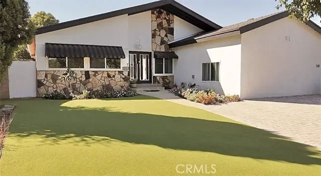 7747 Greenbush, Panorama City, CA 91402 - Image #1