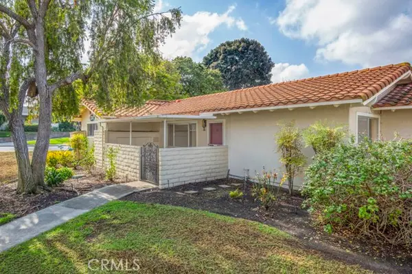 2347 Via Mariposa  #B, Laguna Woods, CA 92637