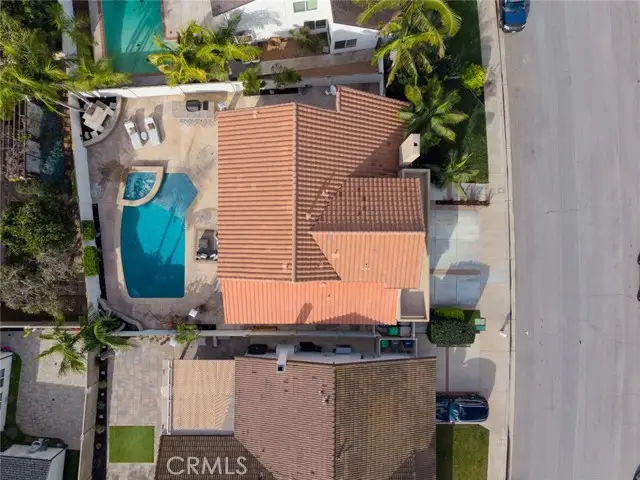 969 Azalea Drive, Costa Mesa, CA 92626 - Image #3