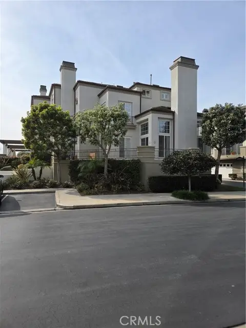 6242 Surfboard, Huntington Beach, CA 92648 - Image #1