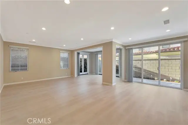 114 Chestnut, Irvine, CA 92620 - Image #3