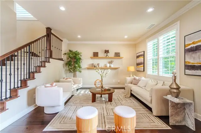 65 Rolling, Irvine, CA 92620 - Image #3