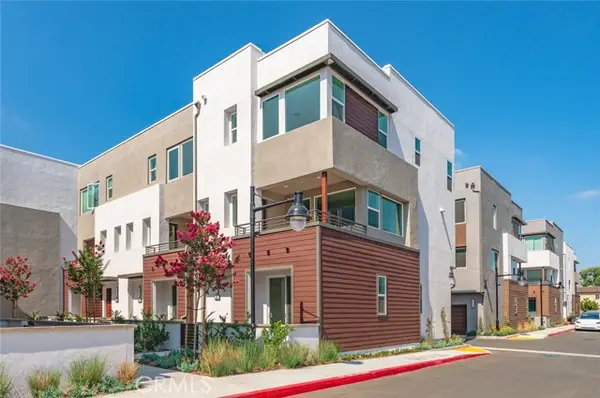 609 S Lyon Street, Santa Ana, CA 92705