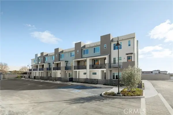 11706 Arkansas Street  #E, Artesia, CA 90701