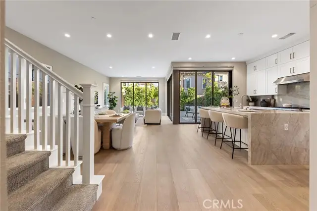 140 Statura, Irvine, CA 92602 - #3