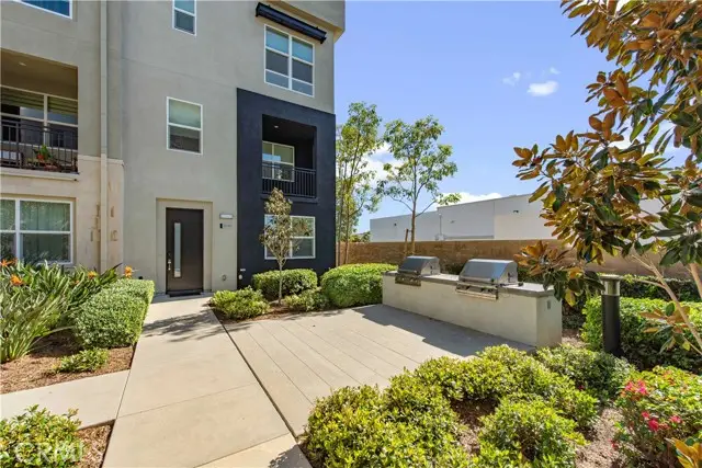 2236 Synergy, Irvine, CA 92614 - #3