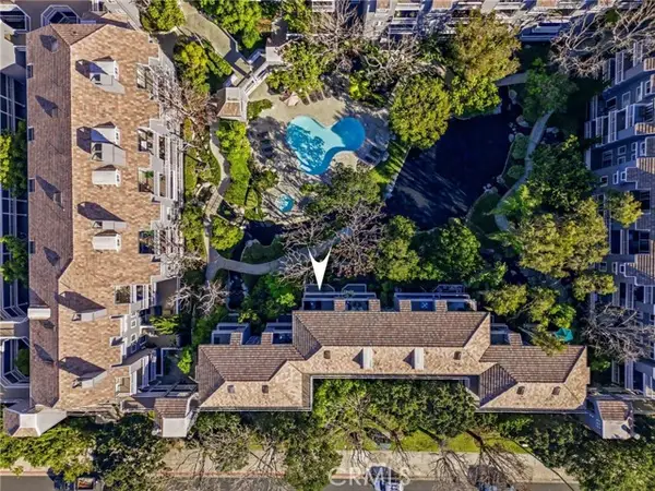 20341 Bluffside Circle  #C-203, Huntington Beach, CA 92646