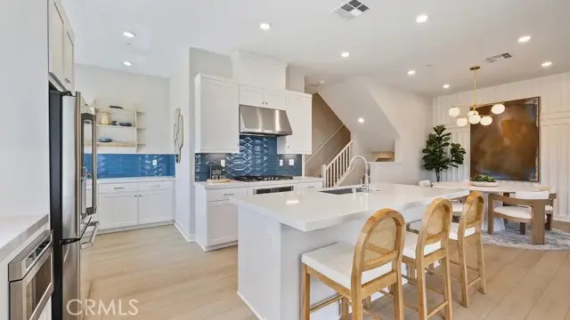 925 Walnut Terrace, Montebello, CA 90640 - #2