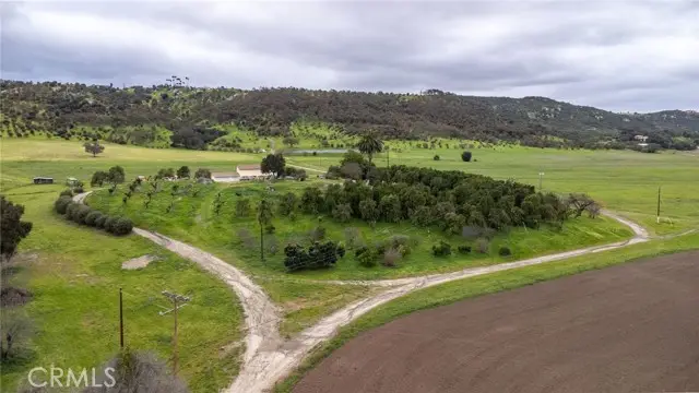 15300 Round Tree Road, Valley Center, CA 92082 - #2