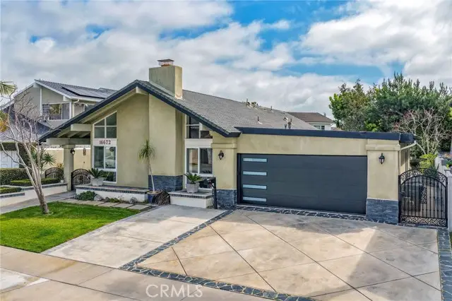 16672 Bolero Ln, Huntington Beach, CA 92649 - #2