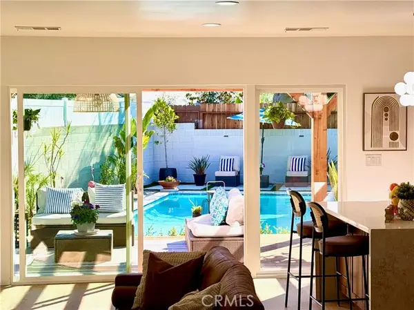 3048 Knoxville, Long Beach, CA 90808