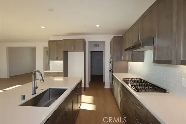 28908 Vertex Way, Santa Clarita, CA 91350 - #2