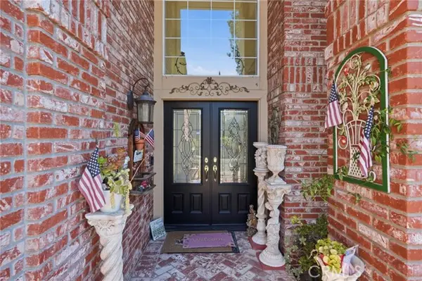 26942 Willow Tree Ln, Laguna Hills, CA 92653