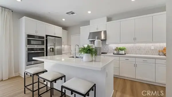 27540 Grand Fir Way, Valencia, CA 91381