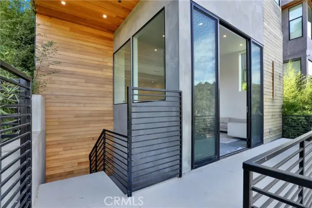 3949 Glenalbyn Drive, Los Angeles, CA 90065 - #2