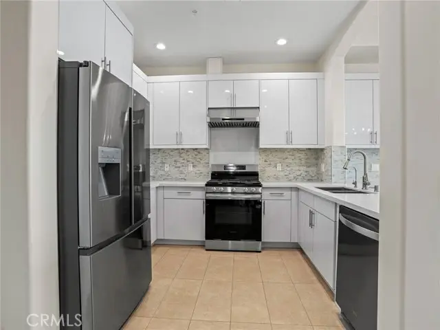 1598 Long Beach  #405, Long Beach, CA 90813 - #3