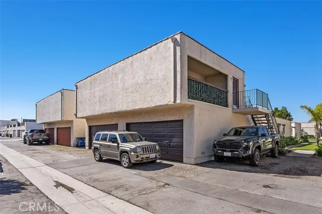 2006 California, Huntington Beach, CA 92648 - #3