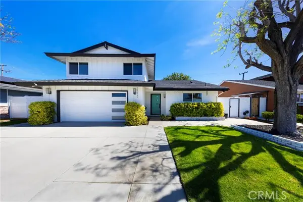 19622 Canberra Ln, Huntington Beach, CA 92646