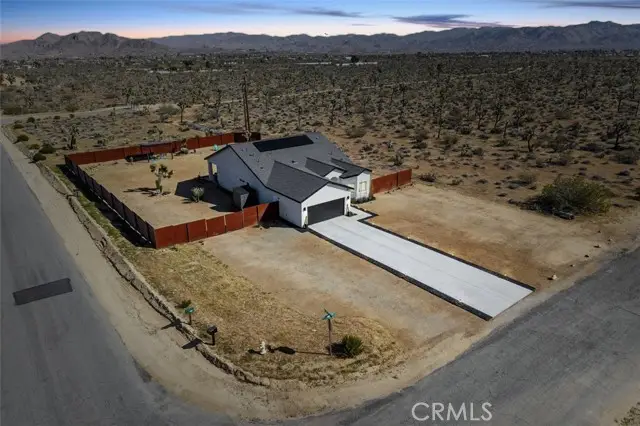 3893 La Habra, Yucca Valley, CA 92284 - #2