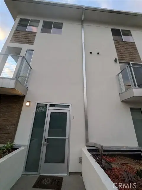 1245 N New Hampshire Ave #1, Los Angeles, CA 90029