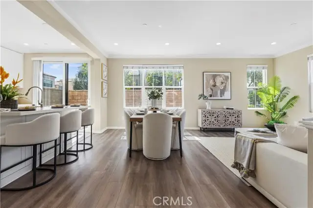 118 Mighty Oak, Irvine, CA 92602 - #3