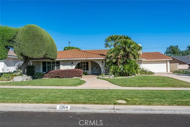 1354 N Stanford Ave, Upland, CA 91786 - #2