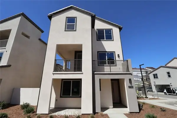 27328 Bear Paw Lane, Valencia, CA 91381