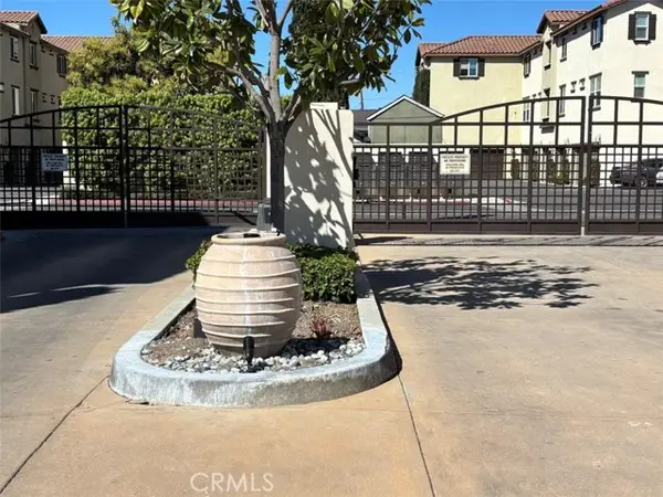 120 Pacific  Ave  #34, Santa Ana, CA 92703