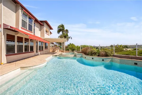 10 Salermo, Laguna Niguel, CA 92677
