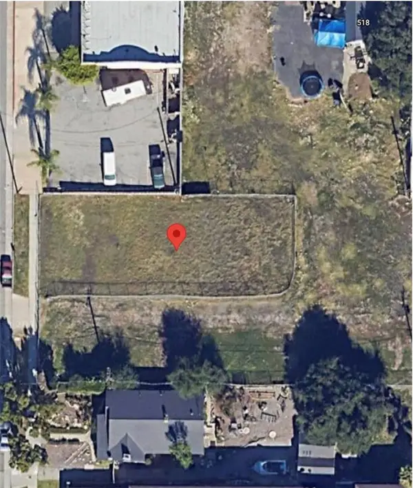 628 Pasadena, Azusa, CA 91702