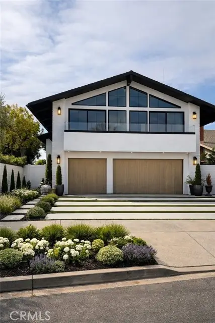 16861 Edgewater, Huntington Beach, CA 92649