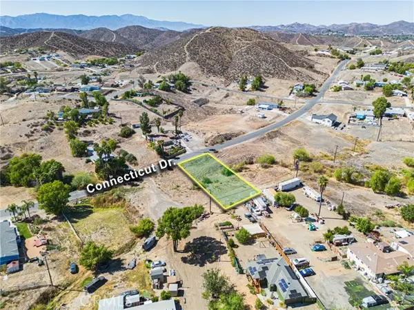 28492 Connecticut Drive, QUAIL VALLEY, CA 92587