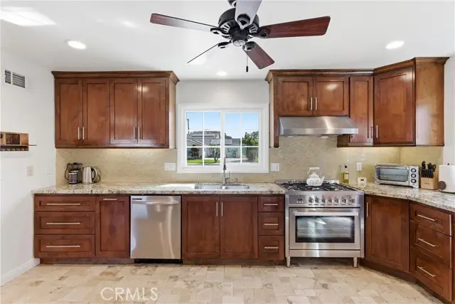 17441 Jefferson Lane, Huntington Beach, CA 92647 - #2