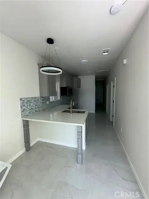 2411 113th, Los Angeles, CA 90059 - #3