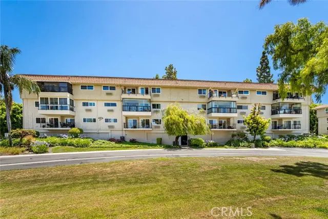 2385 Via Mariposa  #1F, Laguna Woods, CA 92637 - #2