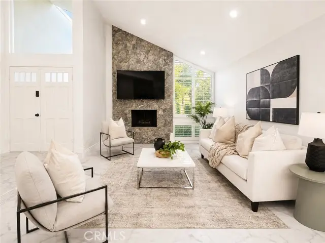 42 Almond Tree Ln, Irvine, CA 92612 - #2
