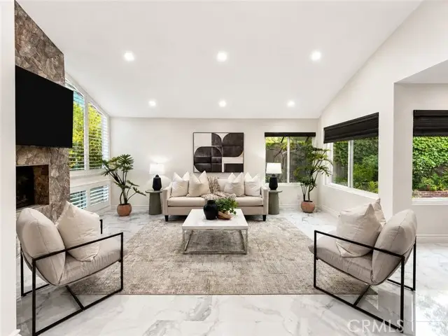42 Almond Tree Ln, Irvine, CA 92612 - #3