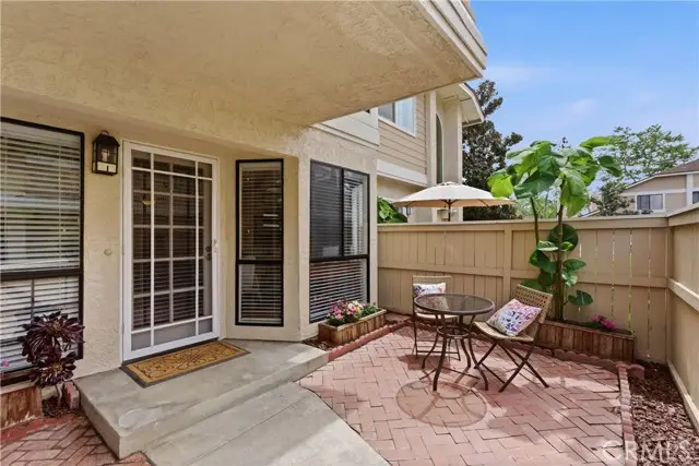 7735 BRIARGLEN LOOP  #I, Stanton, CA 90680 - #3