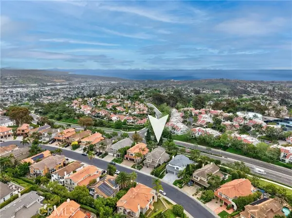 10 Glastonbury, Laguna Niguel, CA 92677