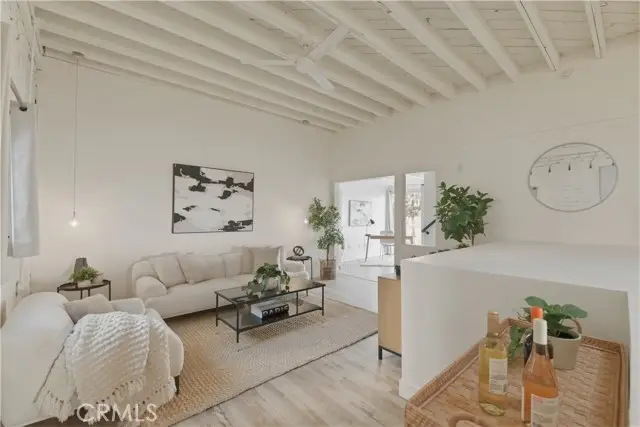 941 Hawthorn  #9, San Diego, CA 92101 - #3