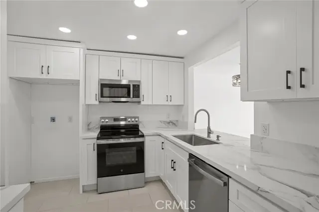 4719 Knickerbocker, Riverside, CA 92501 - #2